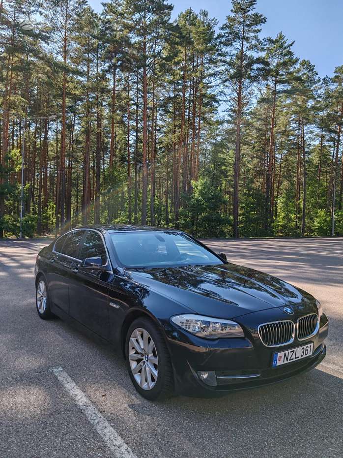 BMW 520, 2.0 l., Седан