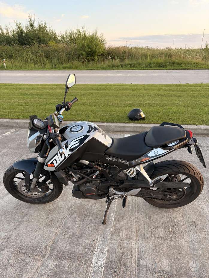 KTM Duke 125cc, street / classic
