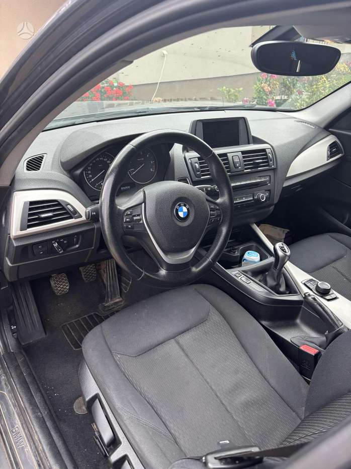 BMW 116, 1.6 l., hatchback