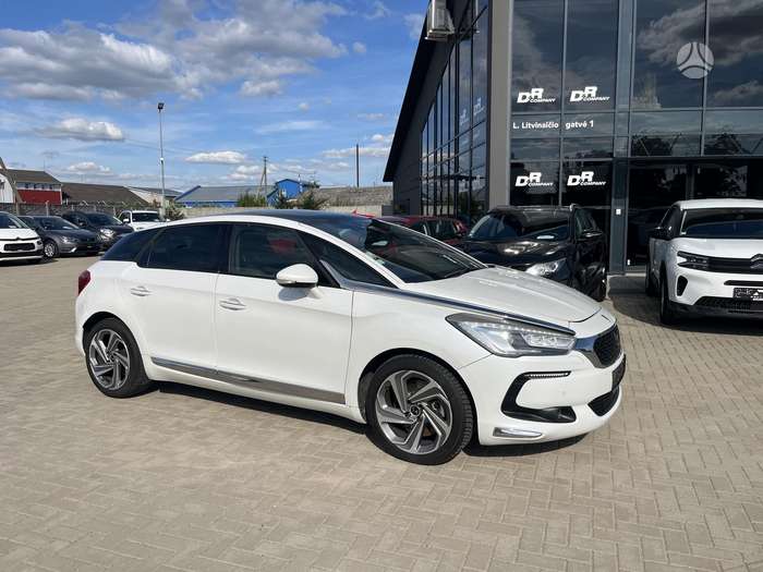 Citroen DS5, 2.0 l., Хэтчбек