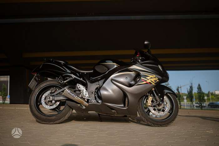 Suzuki GSX-R 1300cc, superbikes