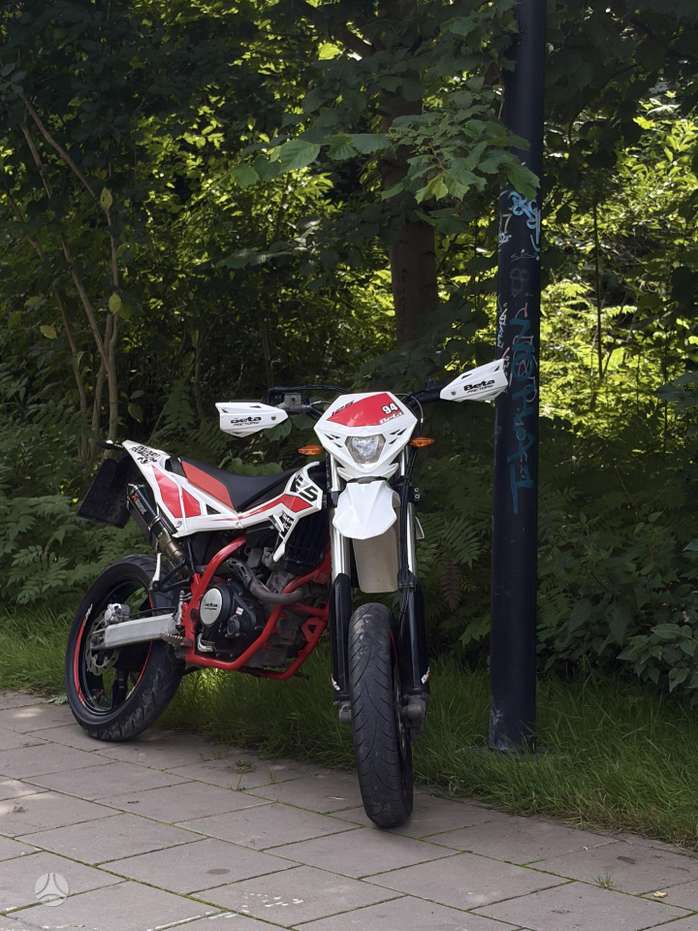 Beta RR 125cc, supermoto