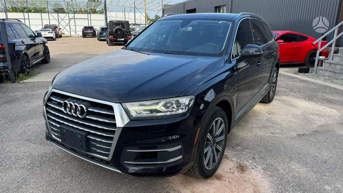 Audi Q7, 3.0 l., off-road / crossover