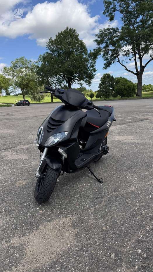 Piaggio NRG 70cc, scooters / mopeds
