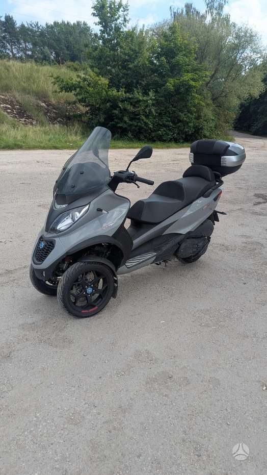Piaggio MP3 500cc, трициклы