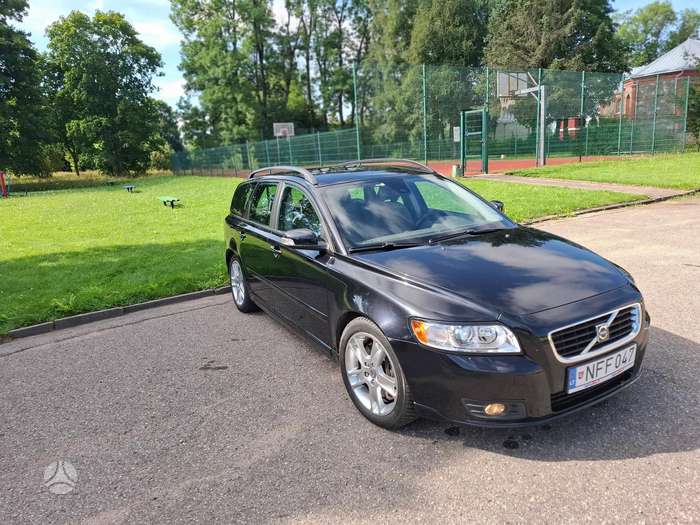 Volvo V50, 2.4 l., Универсал