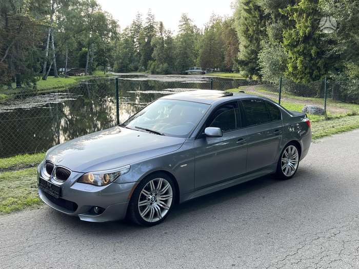 BMW 550, 4.8 l., Седан