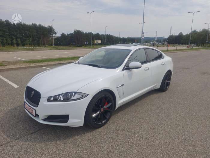 Jaguar XF, 2.0 l., Седан