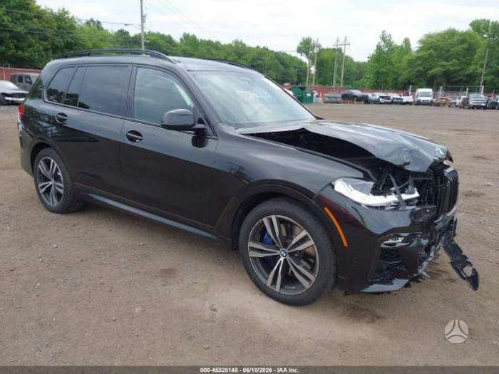 BMW X7, Внедорожник / Кроссовер