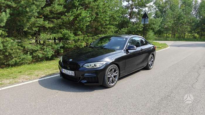 BMW 228, 2.0 l., coupe