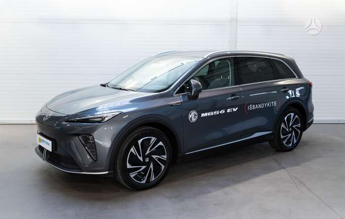 MG S6, 77 kWh, off-road / crossover