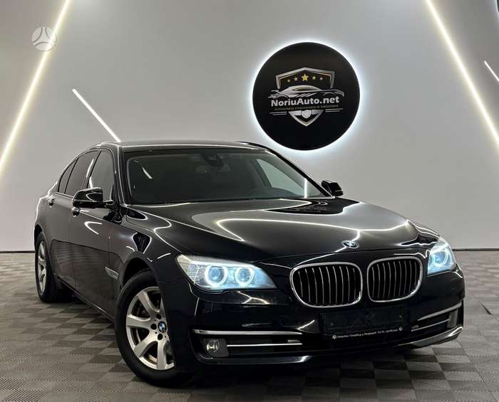 BMW 730, 3.0 l., Седан