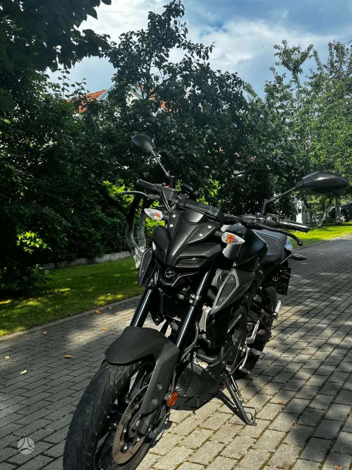 Yamaha MT 125 125cc, street / classic