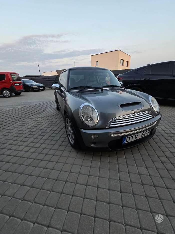 Mini Cooper S, 1.6 l., coupe
