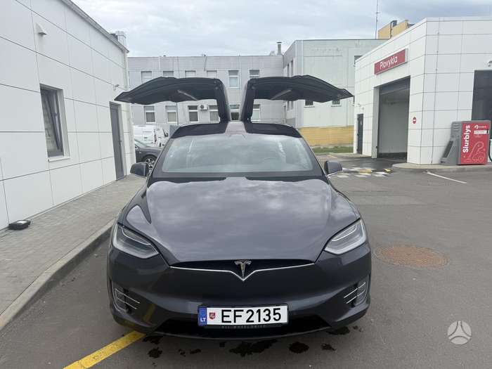 Tesla Model X, 75 кВт·ч, Внедорожник / Кроссовер