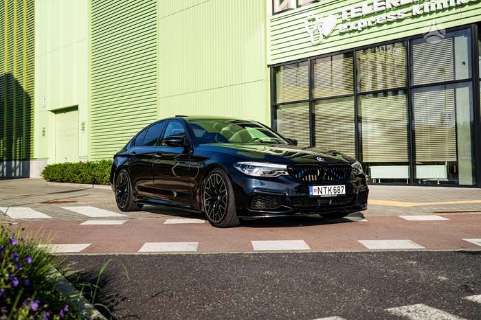 BMW M550, 4.4 l., Седан