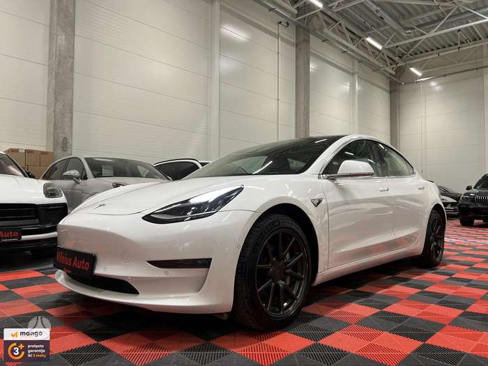 Tesla Model 3, 77 kWh, sedanas