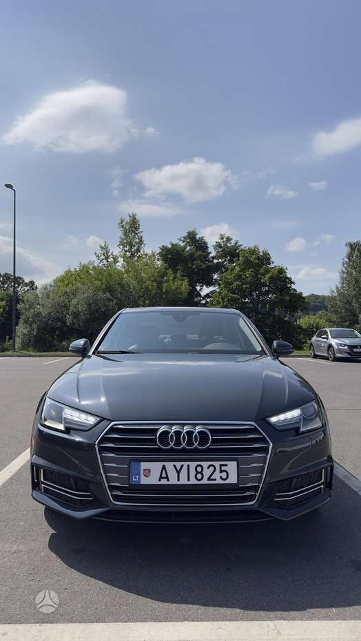 Audi A4, 2.0 l., Седан