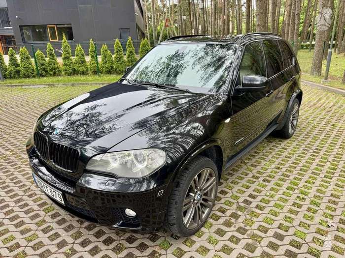 BMW X5, 3.0 l., off-road / crossover