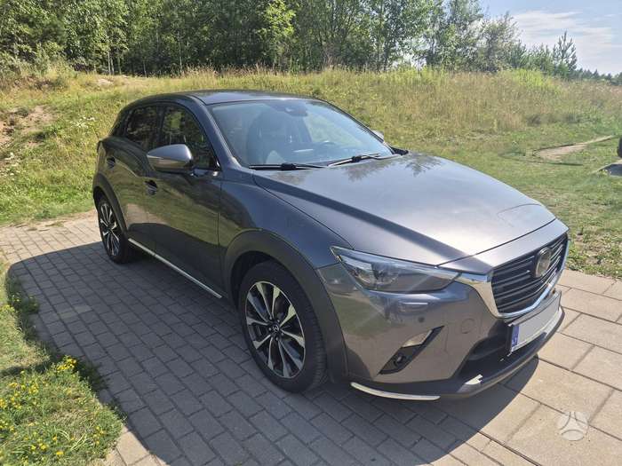 Mazda CX-3, 2.0 l., off-road / crossover