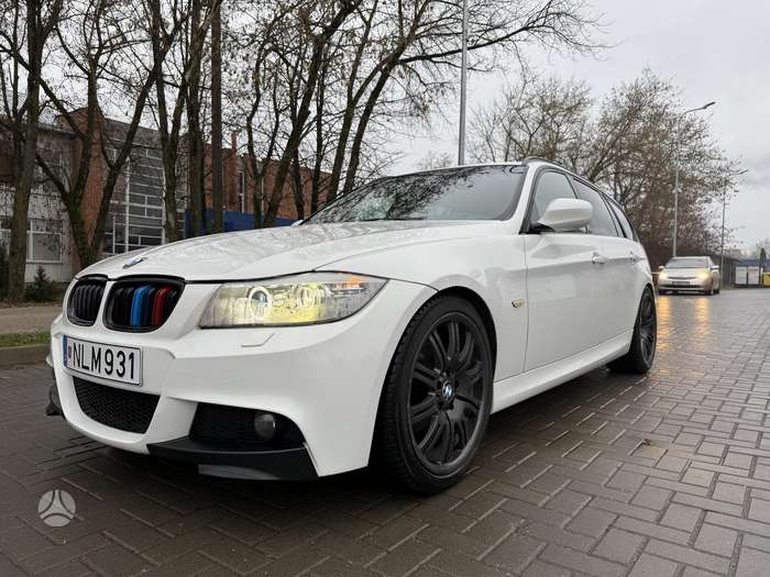 BMW 318, 2.0 l., wagon