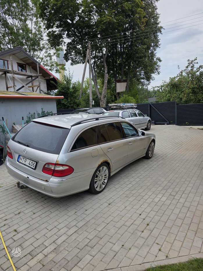 Mercedes-Benz E320, 3.2 l., wagon