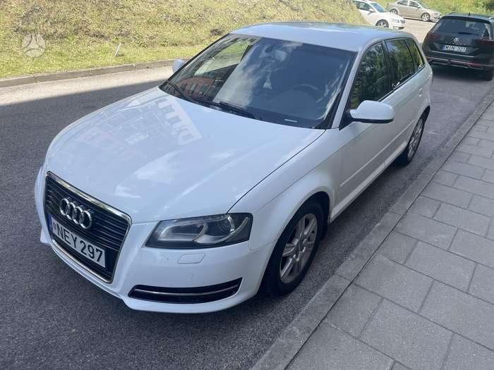 Audi A3, 1.6 l., Хэтчбек