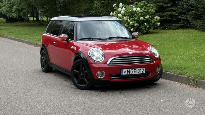 Mini Cooper, 1.6 l., hatchback