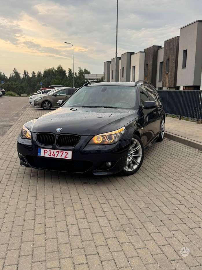 BMW 523, 2.5 l., wagon