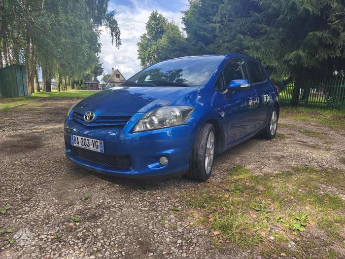 Toyota Auris, 2.0 l., hatchback