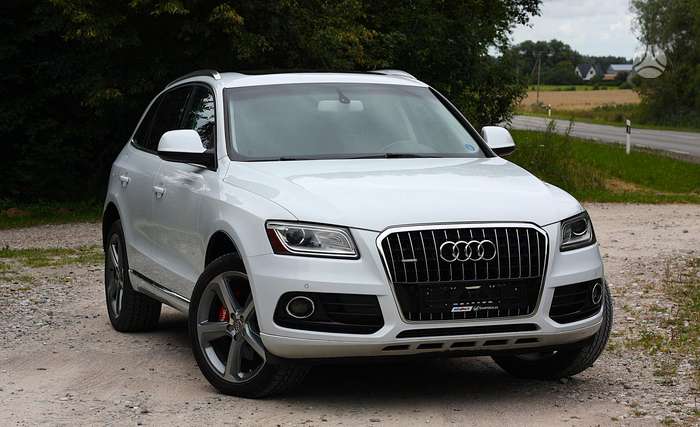 Audi Q5, 3.0 l., off-road / crossover