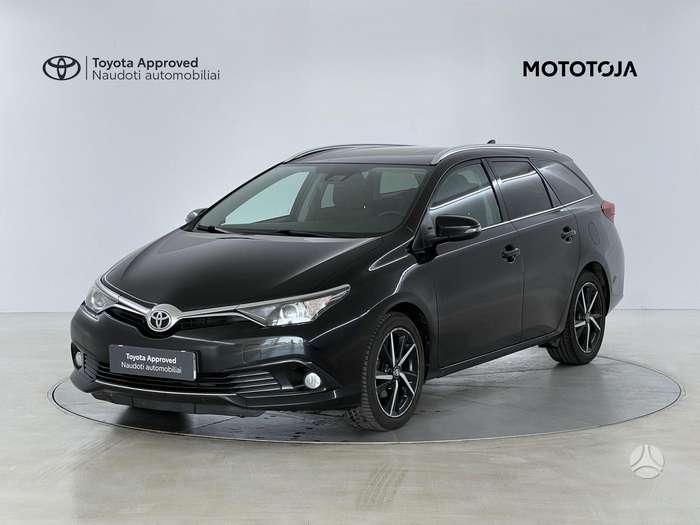 Toyota Auris, 1.6 l., Универсал