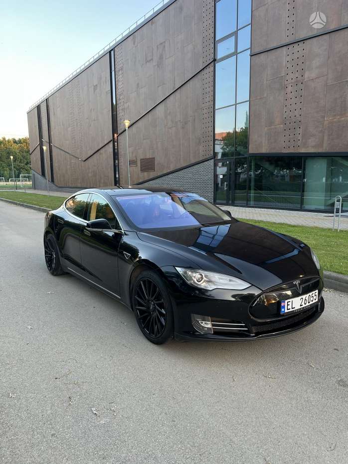 Tesla Model S, 85 kWh, sedanas