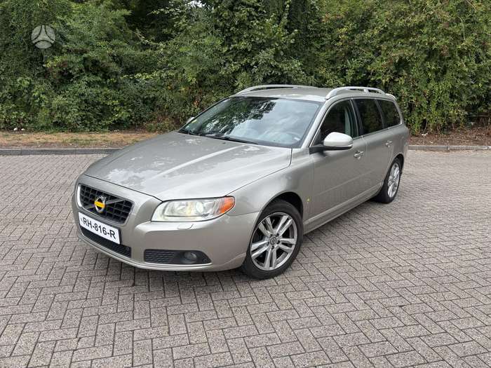 Volvo V70, 2.4 l., wagon