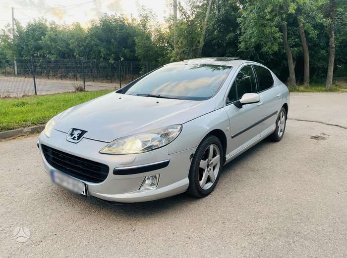 Peugeot 407, Седан