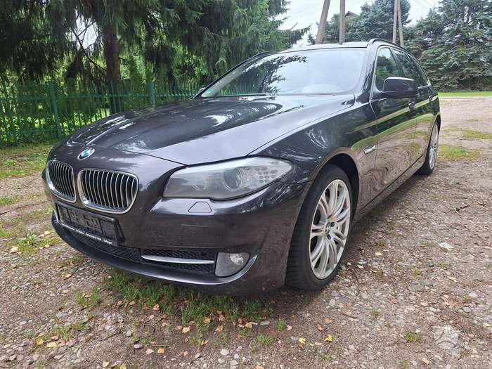 BMW 530, 3.0 l., wagon