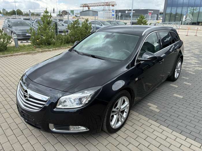 Opel Insignia, 2.0 l., wagon