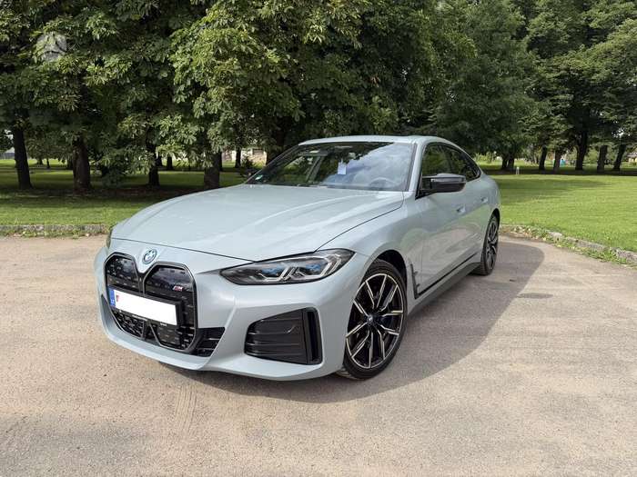 BMW i4, Купе (coupe)
