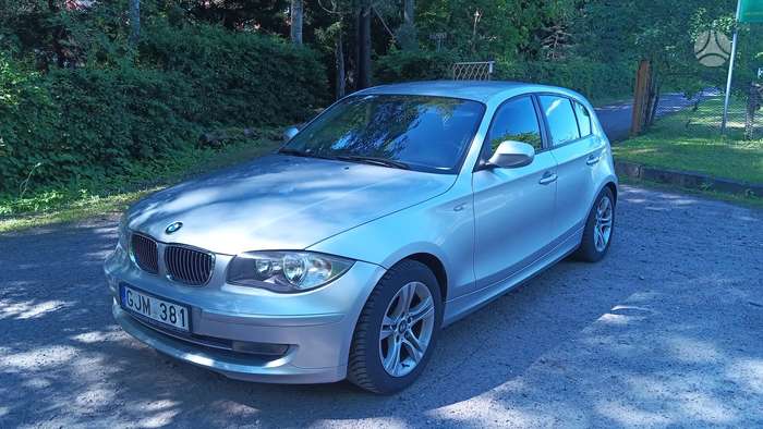 BMW 116, 2.0 l., hatchback