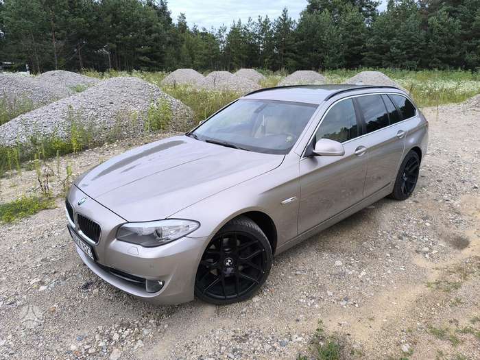 BMW 520, 2.0 l., Универсал
