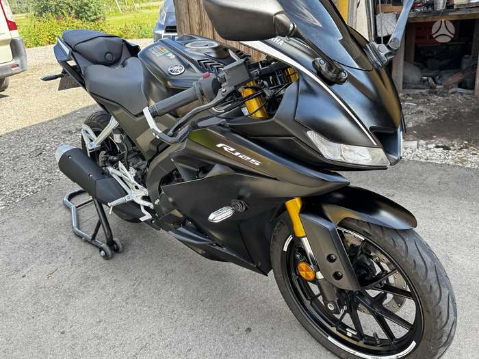 Yamaha YZF 125cc, superbikes