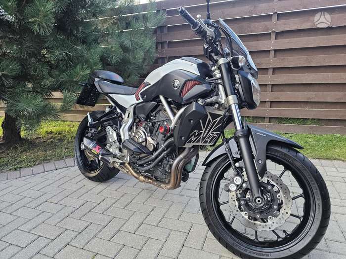 Yamaha MT 07 700cc, street / classic