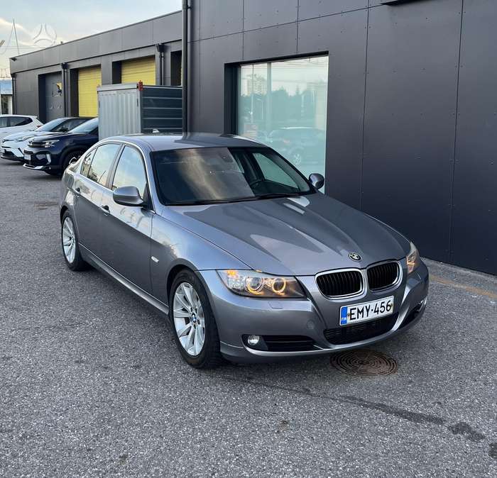 BMW 320, 2.0 l., Седан