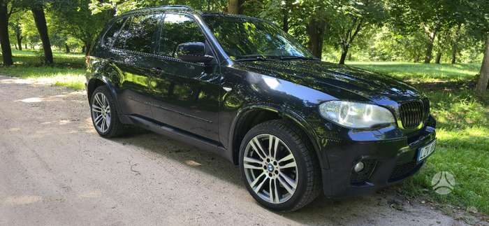 BMW X5, 3.0 l., off-road / crossover