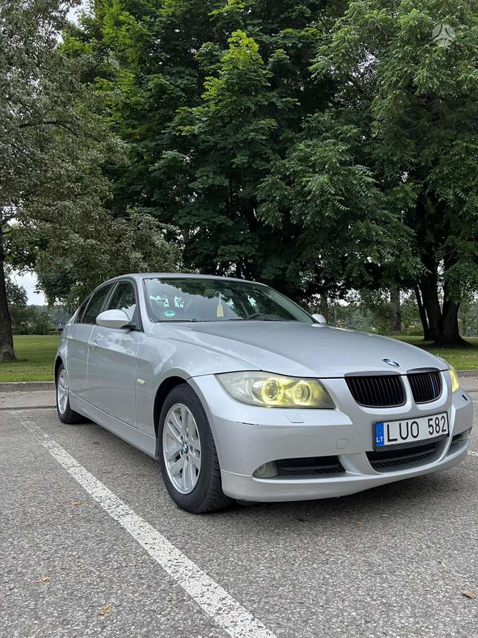 BMW 320, 2.0 l., Седан