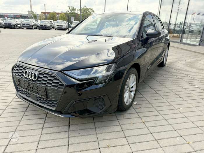 Audi A3, 1.5 l., hatchback