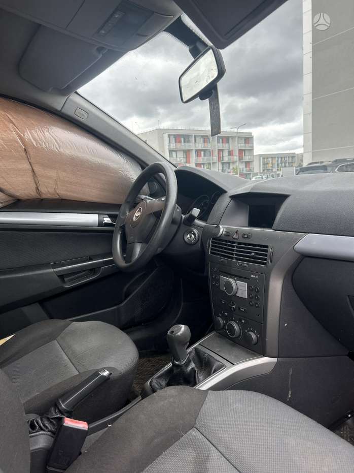 Opel Astra, 1.7 l., hatchback