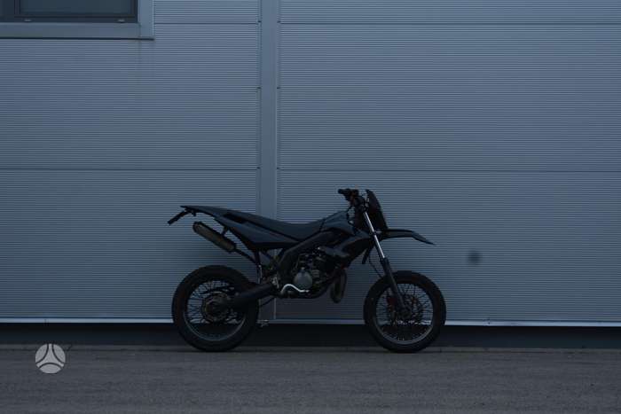 Derbi Senda 50cc, supermoto