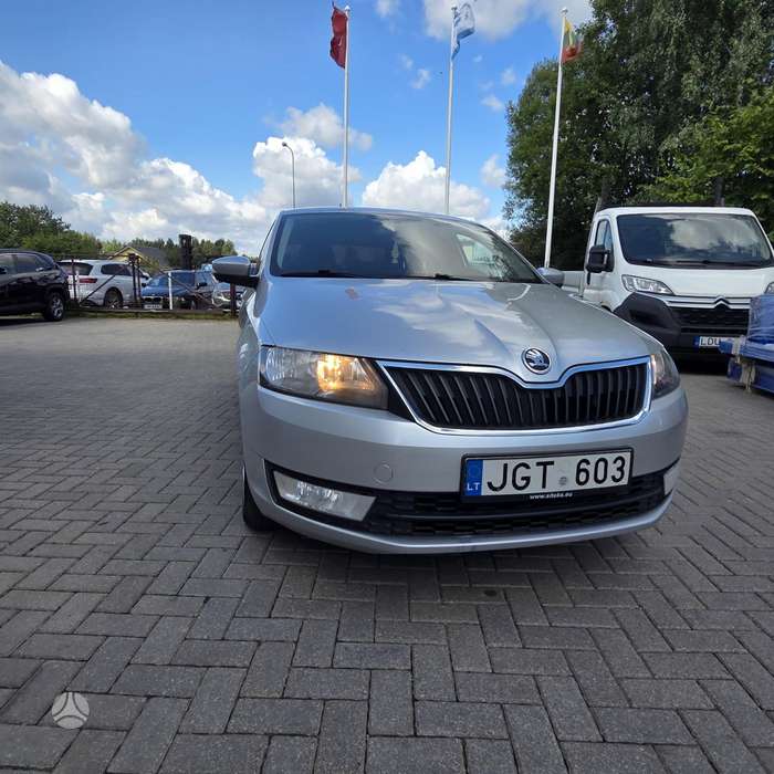 Skoda Rapid, 1.2 l., Хэтчбек