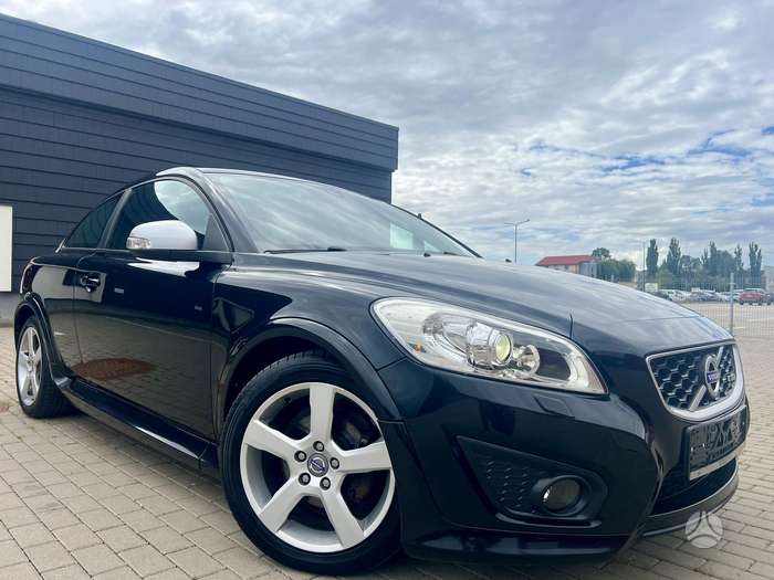 Volvo C30, 1.6 l., hatchback